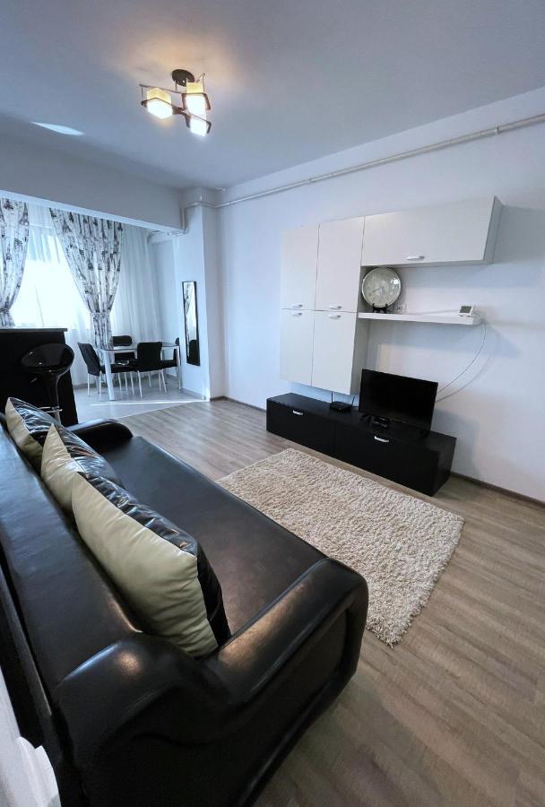 Taste Of Iasi - Two Room Apartment - Central - Sunset Touch Εξωτερικό φωτογραφία